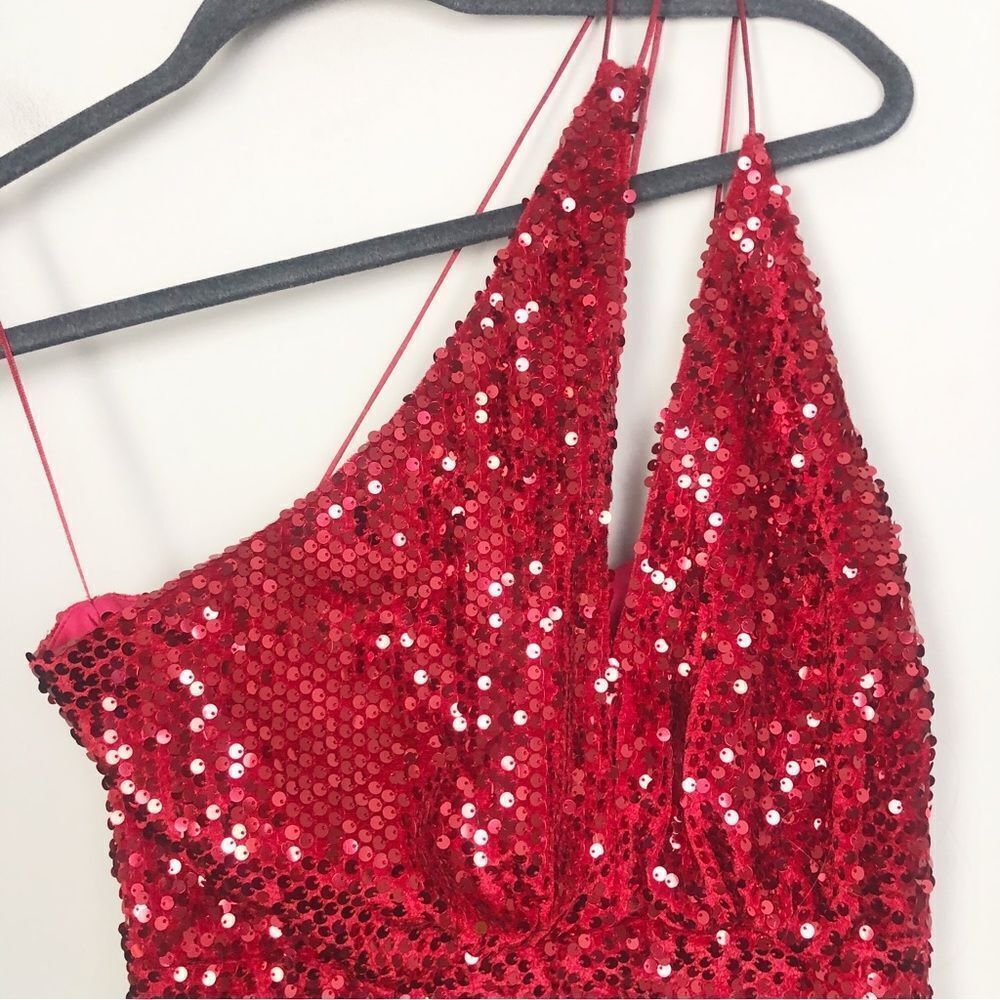 ZARA | NEW - BLOGGER FAVORITE Asymmetrical Red Sequin Dress Women’s Size X-Small - Picture 3 of 9